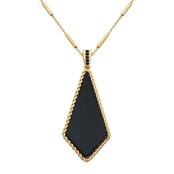 Elegant Gold Kite Pendant Necklace – Time and Tru