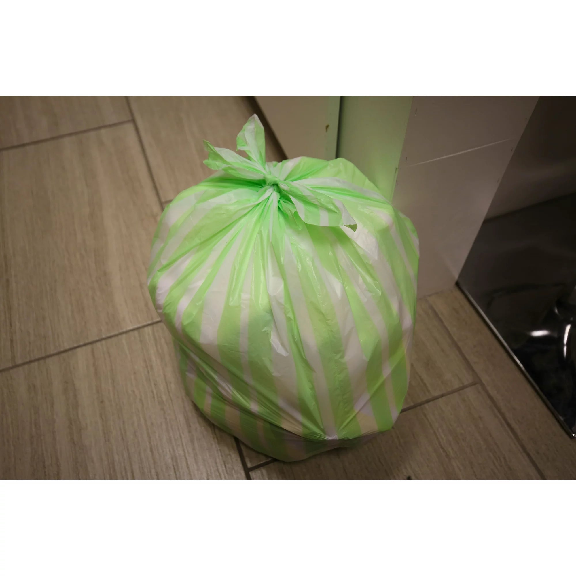 Hero Medium Trash Bags, 8 Gallon, 40 Bags