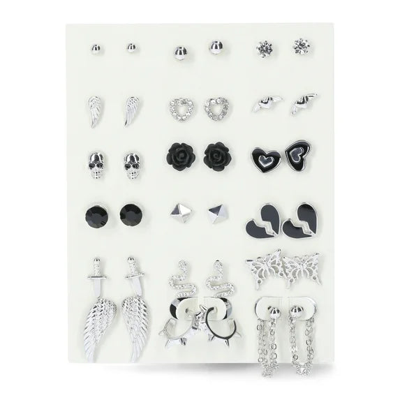No Boundaries Women’s 18-Pack Earrings –  Stud Set