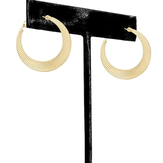 Time and Tru Women’s Large Clutchless Hoop Earrings