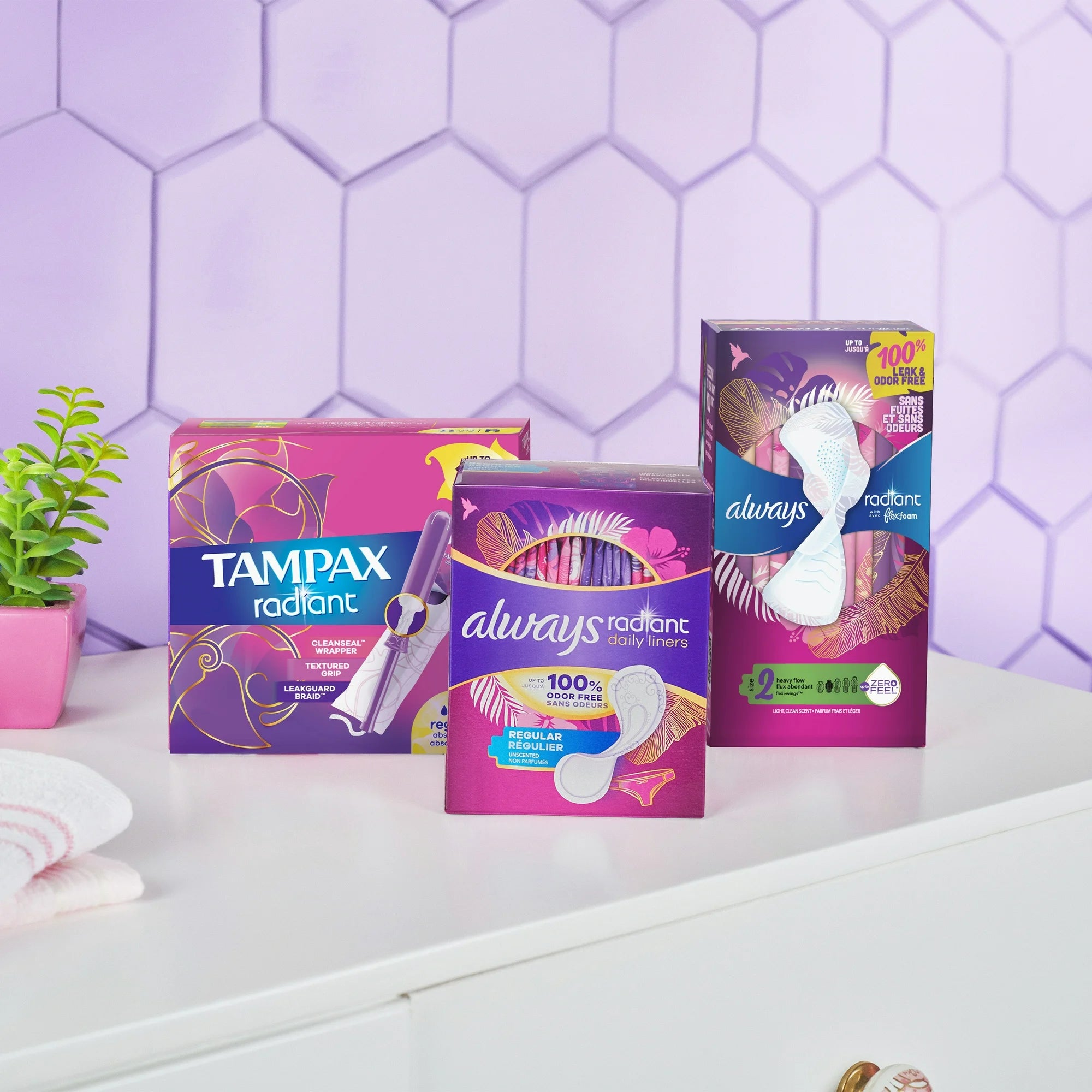 Always Radiant-Light Absorbency Daily Liners