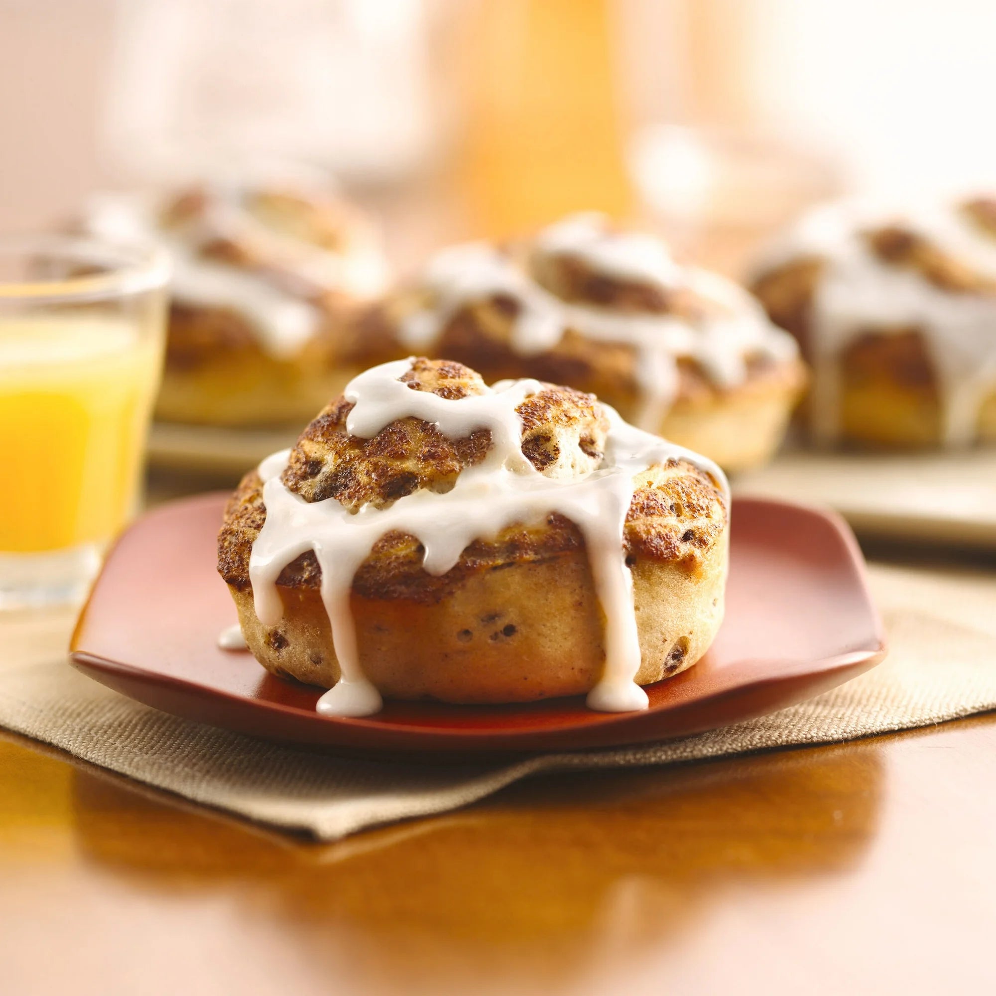 Pillsbury Cinnamon Rolls , Canned Pastry Dough