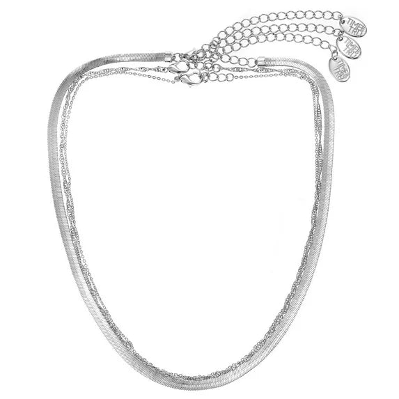 Elegant Women’s Silver Chain Necklace Set – 3-Piece